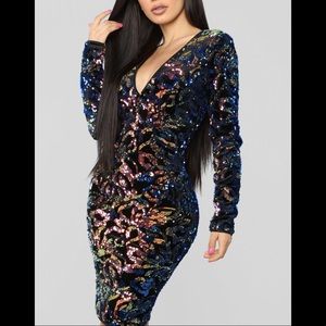New🌈Multicolor🌈Long Sleeve•Sequin Midi Dress